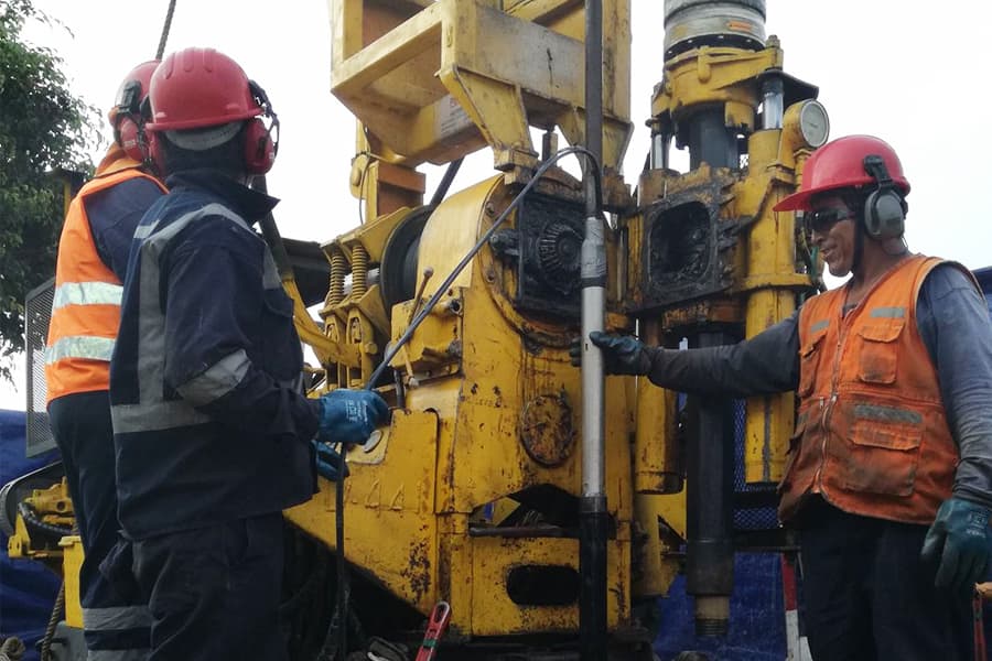 SUMINISTRO E INSTALACIÓN DE PRESIÓMETROS