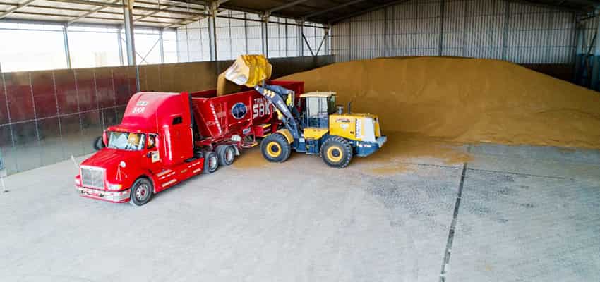 pavimentos de adoquines almacn logstico transportes sakura piura