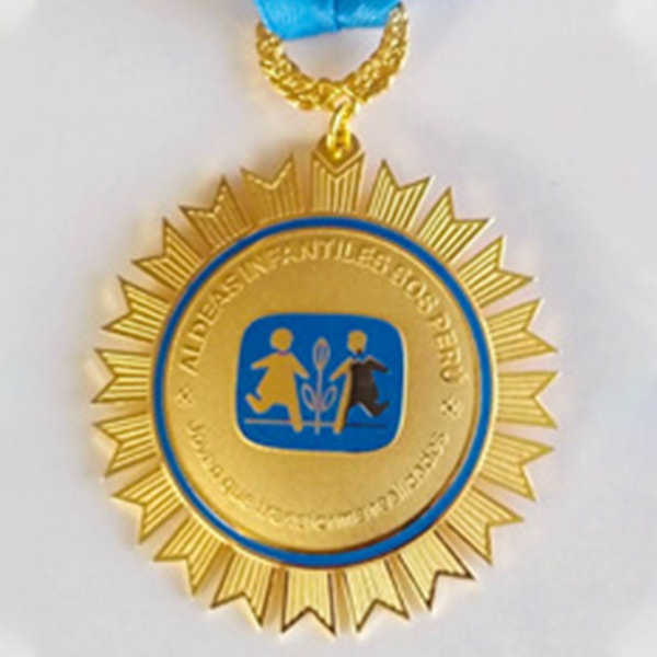 Medalla Aldeas Infantiles